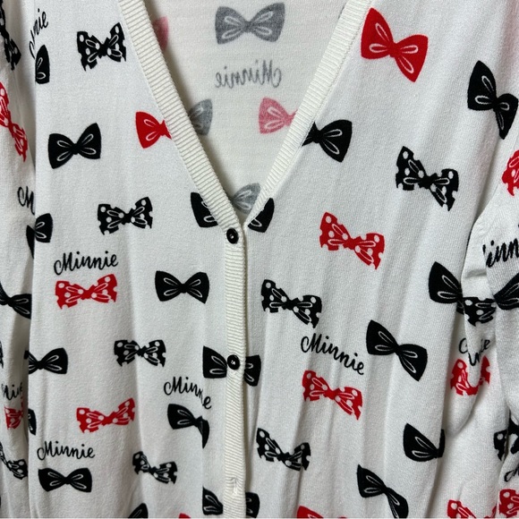 Disney Park Authentic V Neck Cardigan Minnie Mouse - Size L - Picture 5 of 6